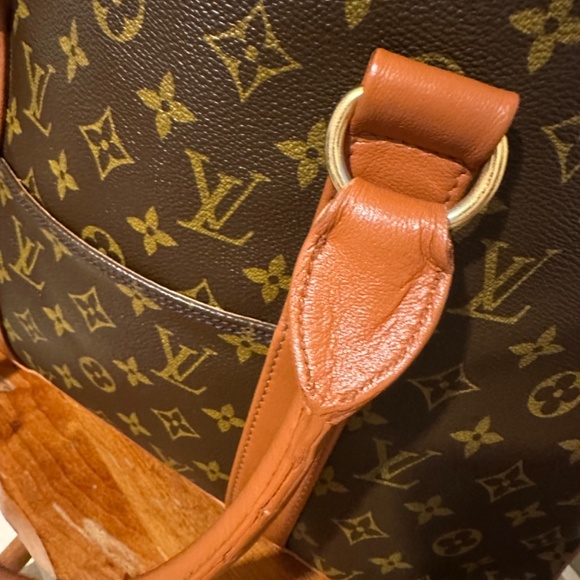 Authentic Louis Vuitton Monogram Canvas The “ Weekend Sac tote PM - Picture 17 of 17